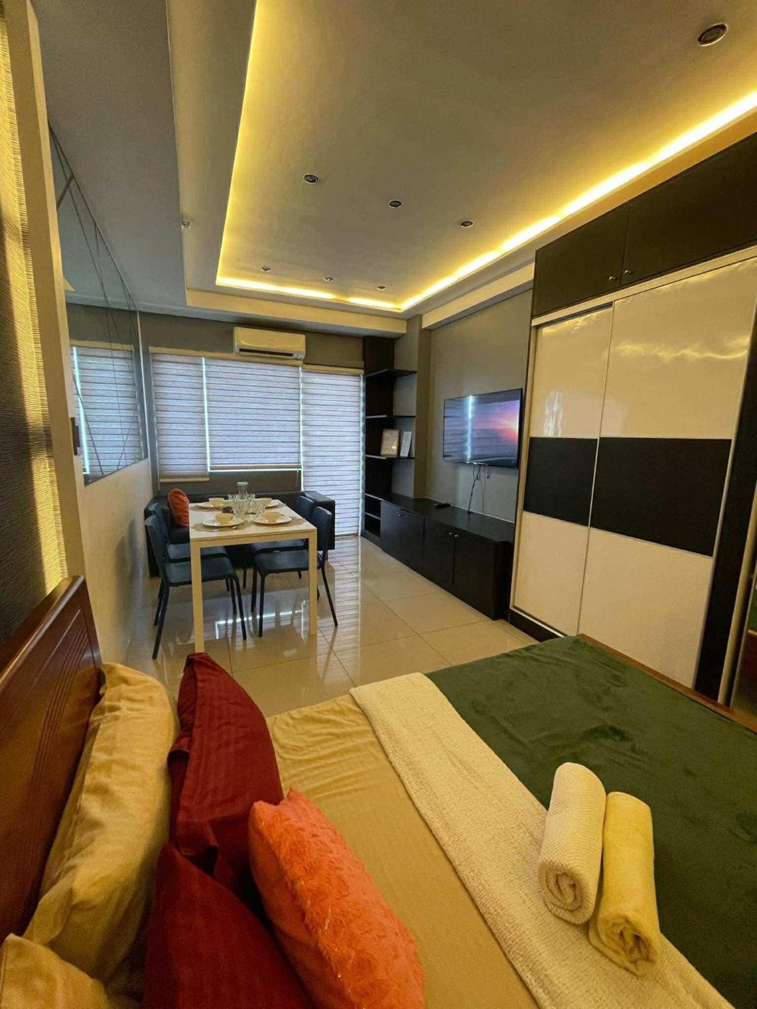 Kys 3 Staycation Near Naia Mall Of Asia 파사이 외부 사진